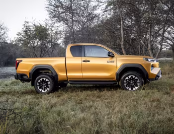 Toyota Hilux Raider X Xtra Cab [South Africa] '2026