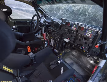 Interior Toyota Hilux Rally Dakar '2016