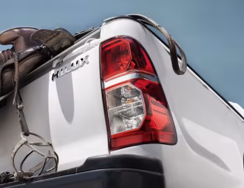 Toyota Hilux Regular Cab '2011–15