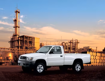 Toyota Hilux Regular Cab '2001–05