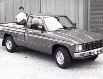 Toyota Hi-lux [UK-spec] (N30/N40) '1979–83