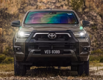 Toyota Hilux Rogue Double Cab [Malaysia] '2020–pr.