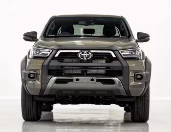 Toyota Hilux Rogue Double Cab [Australia] '2022–24