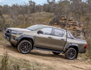 Toyota Hilux Rogue Double Cab [Australia] '2022–24