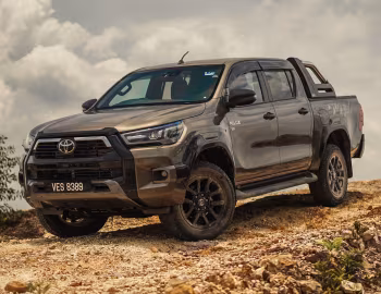 Toyota Hilux Rogue Double Cab [Malaysia] '2020–pr.