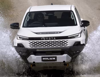 Toyota Hilux Rugged X Double Cab [Australia] '12.2025–pr.