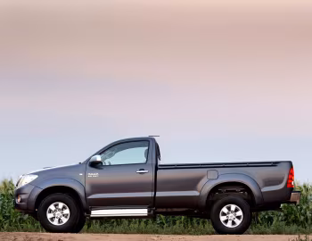 Toyota Hilux Single Cab [South Africa] '2008–11