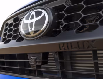 Toyota Hilux SR5 4×4 Double Cab [Australia] '2024–25