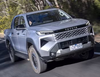 Toyota Hilux SR5 Double Cab [Australia] '12.2025–pr.