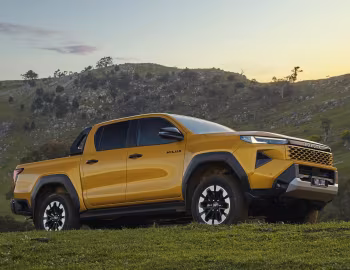 Toyota Hilux SR5 Double Cab [Australia] '12.2025–pr.