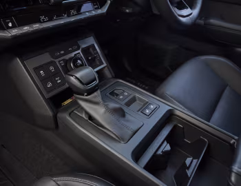 Interior Toyota Hilux SR5 Double Cab [Australia] '12.2025–pr.