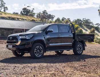 Toyota Hilux SR5 Double Cab Chassis [Australia] '2020–24