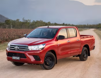 Toyota Hilux SR 4×2 Double Cab [Australia] '2015–20