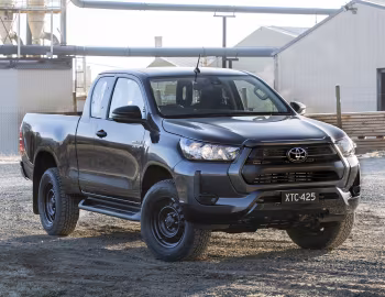Toyota Hilux SR Xtra Cab [Australia] '2020–24