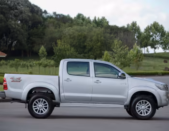 Toyota Hilux SRV Cabine Dupla 4×4 '2012–16