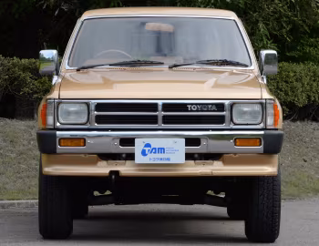 Toyota Hilux Surf (LN61) '1986–89