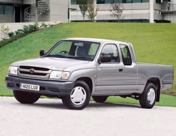 Toyota Hilux Xtra Cab [UK-spec] '2001–05
