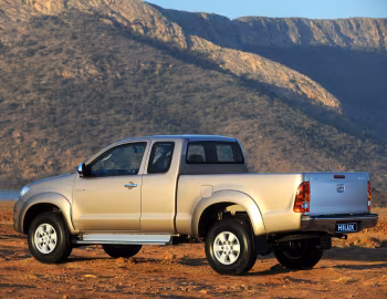Toyota Hilux Xtra Cab [South Africa] '2008–11