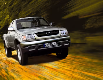 Toyota Hilux Xtra Cab '2001–05