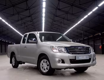 Toyota Hilux Xtra Cab [South Africa] '2011–16