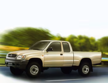 Toyota Hilux Xtra Cab '2001–05