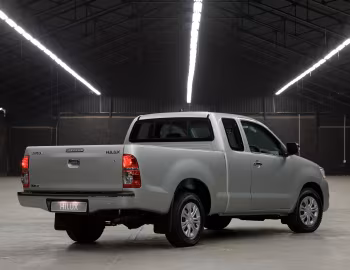 Toyota Hilux Xtra Cab [South Africa] '2011–16