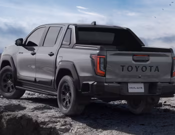 Toyota Hilux Z "Adventure" [Japan] '05.2026