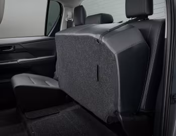 Interior Toyota Hilux Z "Adventure" [Japan] '05.2026