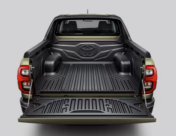Toyota Hilux Z "Revo Rocco Edition" [Japan] '2024–pr.