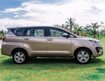 Toyota Innova [Vietnam] '2020–pr.