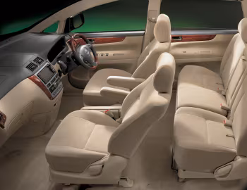 Интерьер Toyota Ipsum (ACM20W) '05.2001–10.2003