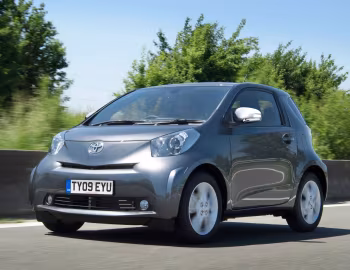 Toyota iQ³ [UK-spec] (KGJ10) '07.2009–05.2014