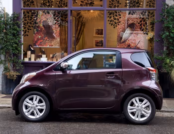 Toyota iQ³ [UK-spec] (KGJ10) '07.2009–05.2014