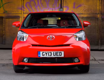 Toyota iQ² [UK-spec] (KGJ10) '01.2009–05.2014