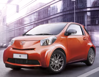 Toyota iQ "Tobasco" (KGJ10) '05.2011