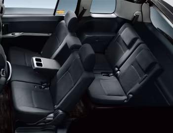 Interior Toyota Isis Platana "U Selection" '05.2007–09.2009