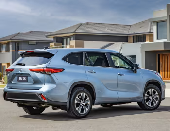 Toyota Kluger GXL [Australia] '2023–pr.
