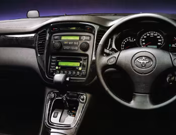 Panel frontal Toyota Kluger V [Japan] '11.2000–08.2003