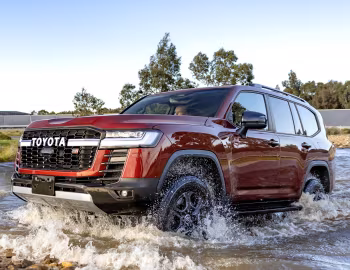 Toyota Land Cruiser HEV GR Sport Prototype [Australia] (300) '2025