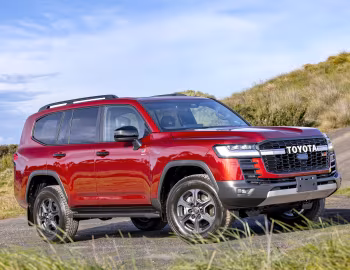 Toyota Land Cruiser HEV GR Sport Prototype [Australia] (300) '2025