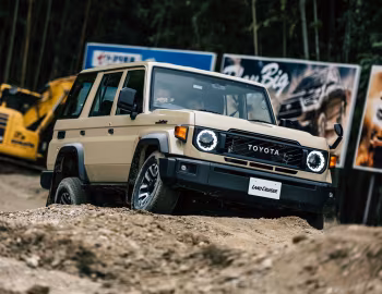 Toyota Land Cruiser [Japan] (J76) '2023–pr.