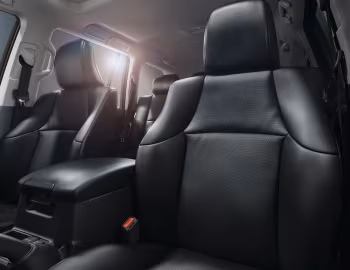 Interior Toyota Land Cruiser [EU-spec] (150) '2017–20