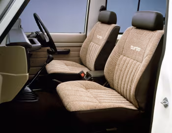 Interior Toyota Land Cruiser [Japan] (BJ71V) '1984–90