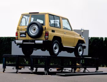 Toyota Land Cruiser LX 2-door VAN [Japan] (KG-HZJ71V-RJMNS) '08.1999–07.2004