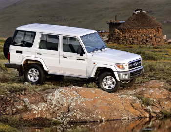 Toyota Land Cruiser [South Africa] (J76) '2007–pr.