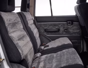 Interior Toyota Land Cruiser 60 VX Turbo High Roof [Japan] (HJ61V) '1984–87