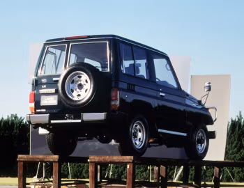 Toyota Land Cruiser LX 2-door VAN [Japan] (KB-HZJ70V-MNS) '01.1995–07.1996