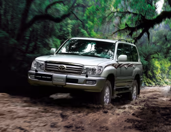 Toyota Land Cruiser 100 VX-R [China] (J100-101) '2005–07