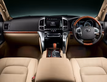 Panel frontal Toyota Land Cruiser 200 [Japan] (UZJ200) '12.2011–08.2015