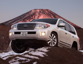 Toyota Land Cruiser 200 [Japan] (UZJ200) '12.2011–08.2015